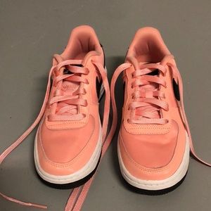 Nike Air 4Y barely used.